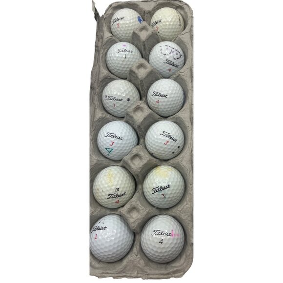 24-Pre-Owned Titleist Golf Balls Mixed Numbers & Models 102e - Picture 3 of 4